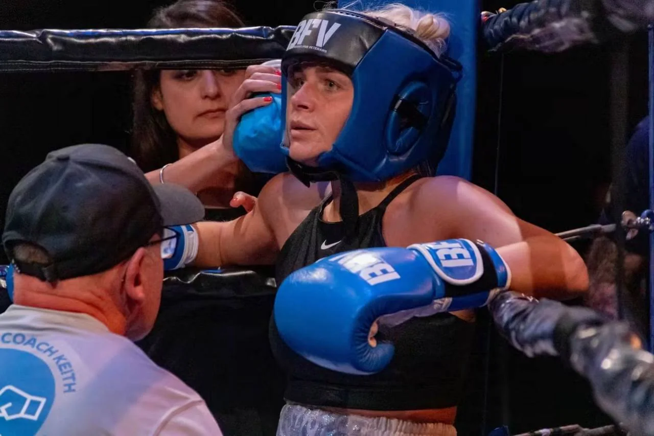 A BFV boxer receiving coaching in the corner
